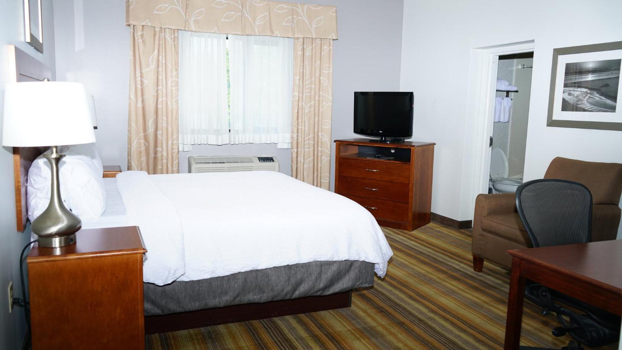 Holiday Inn Express Philadelphia Airport By Ihg Essington Exterior photo